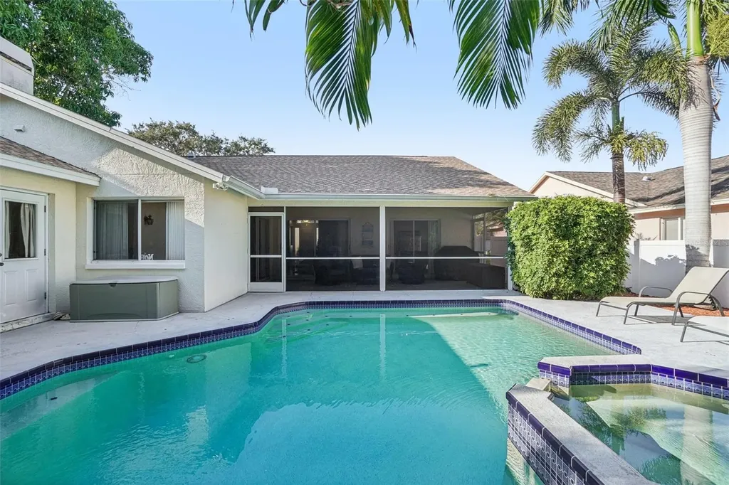 3132 Shoreline Drive Clearwater FL 33760