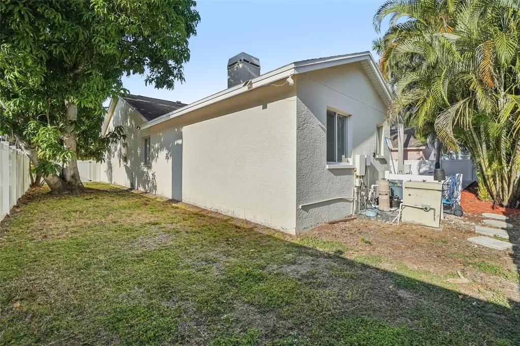 3132 Shoreline Drive Clearwater FL 33760