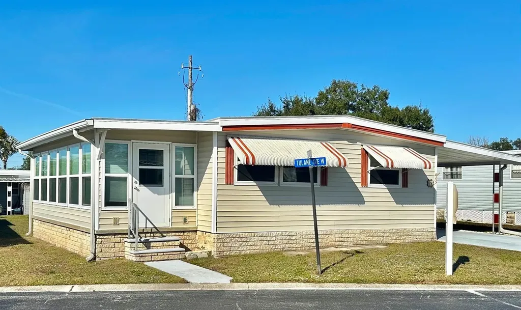 9790 66th Street N Pinellas Park FL 33782