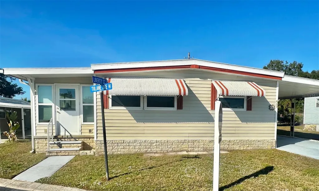 9790 66th Street N Pinellas Park FL 33782