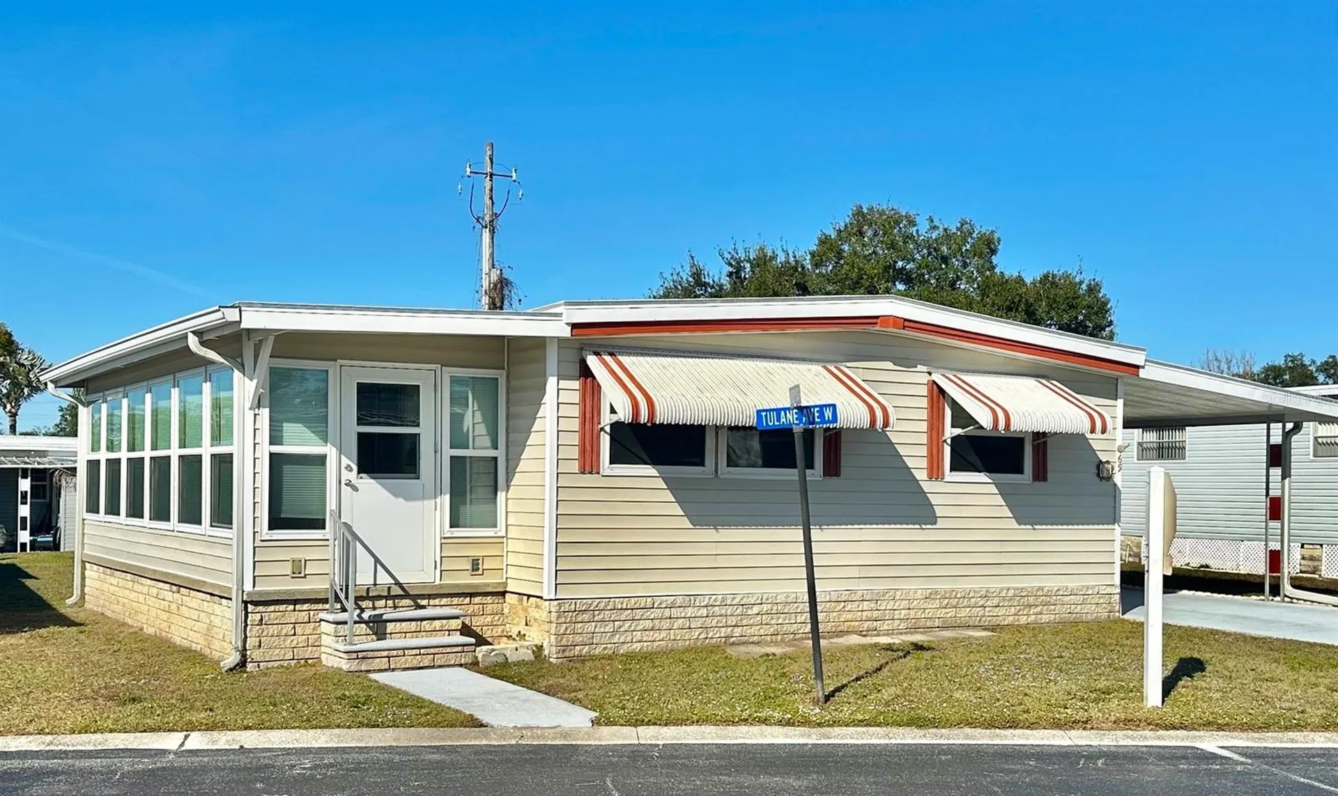 9790 66th Street N Pinellas Park FL 33782