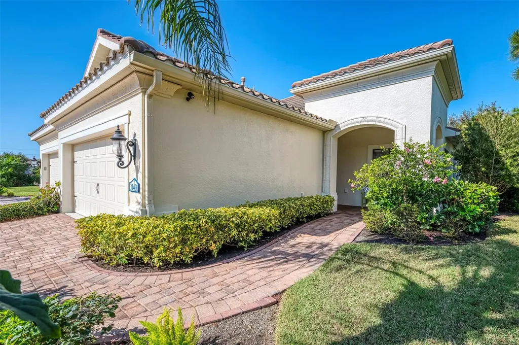 11401 Okaloosa Drive Venice FL 34293