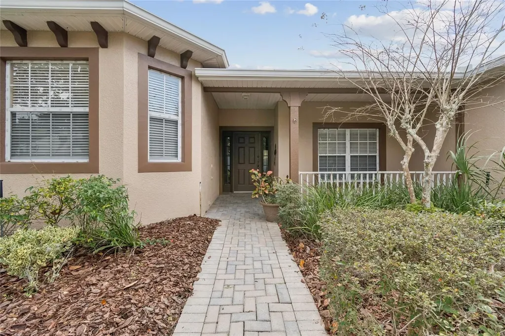 308 Beacon Avenue Kissimmee FL 34759