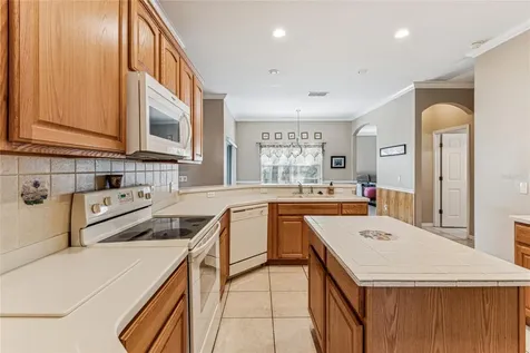 308 Beacon Avenue Kissimmee FL 34759