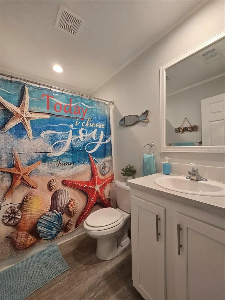 919 50th Avenue W Bradenton FL 34207