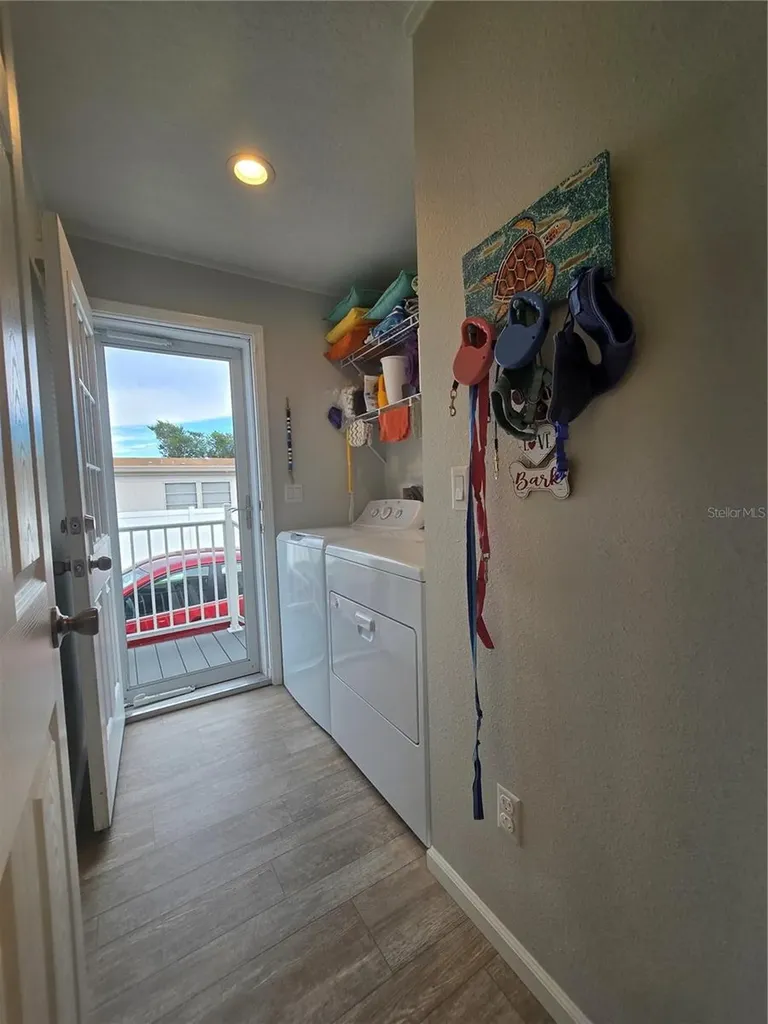 919 50th Avenue W Bradenton FL 34207