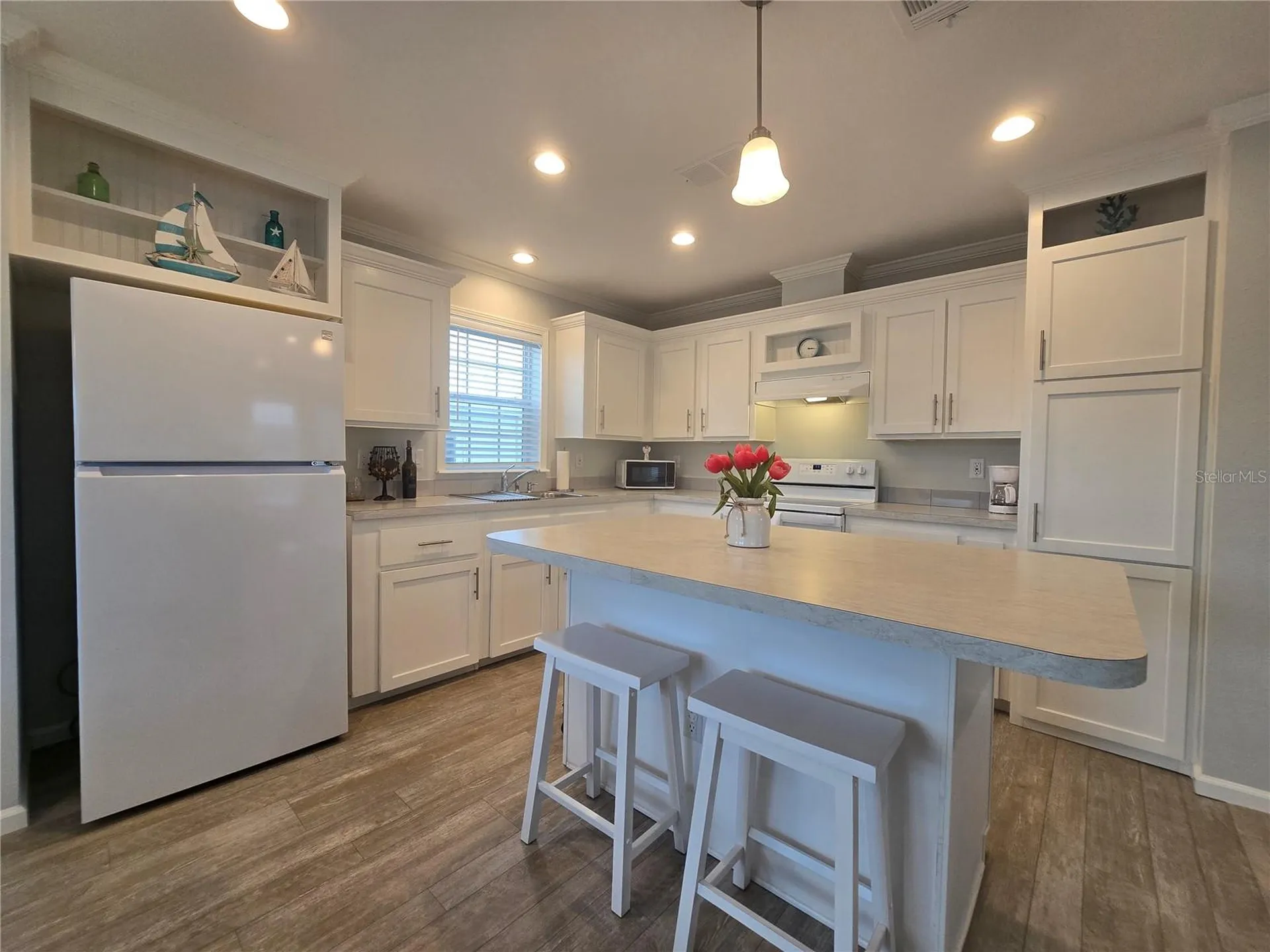 919 50th Avenue W Bradenton FL 34207
