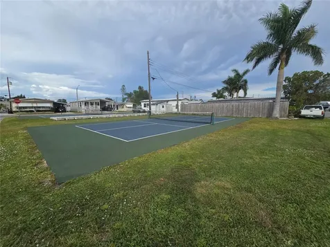 919 50th Avenue W Bradenton FL 34207