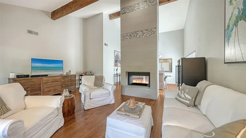 4651 Chandlers Forde Sarasota FL 34235
