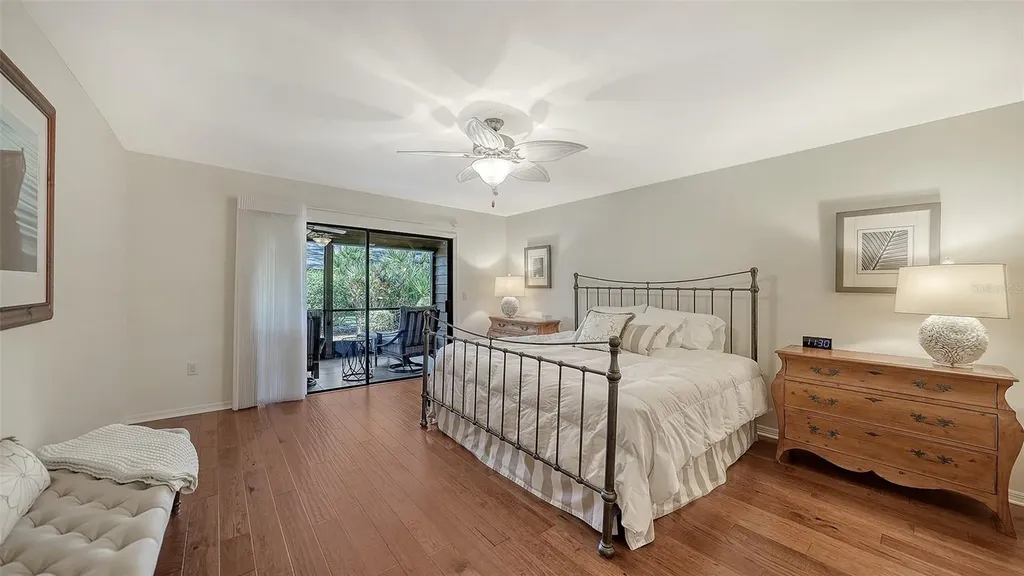 4651 Chandlers Forde Sarasota FL 34235