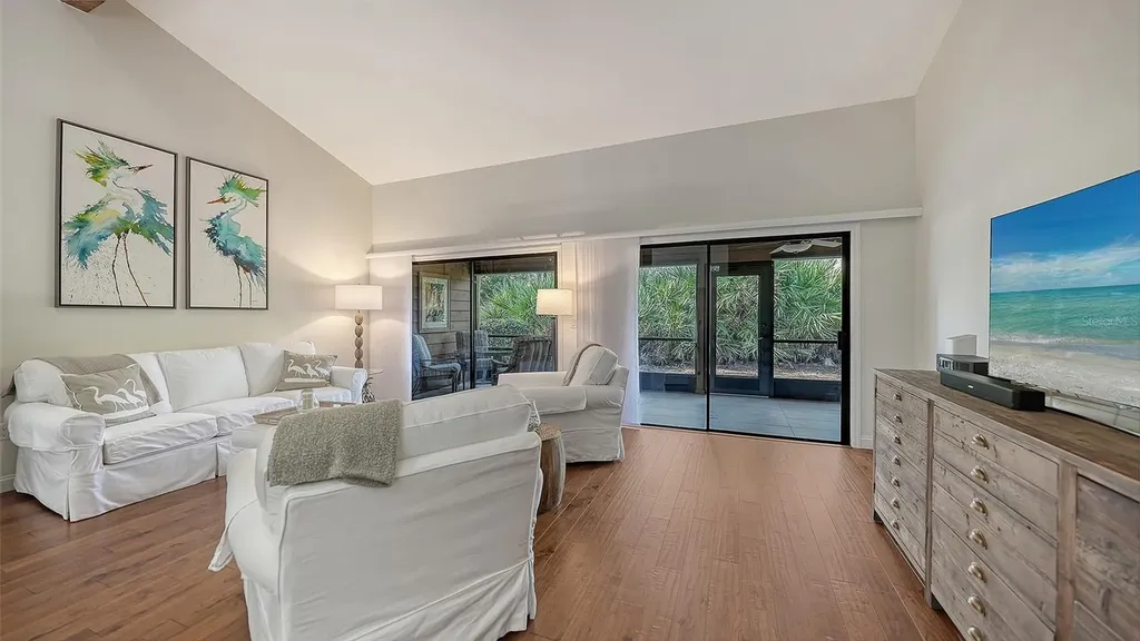 4651 Chandlers Forde Sarasota FL 34235