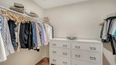 4651 Chandlers Forde Sarasota FL 34235
