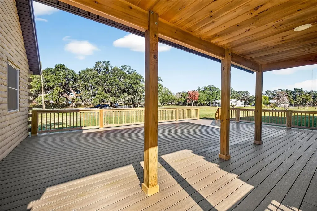 6750 Sutton Oaks Lane Zephyrhills FL 33541