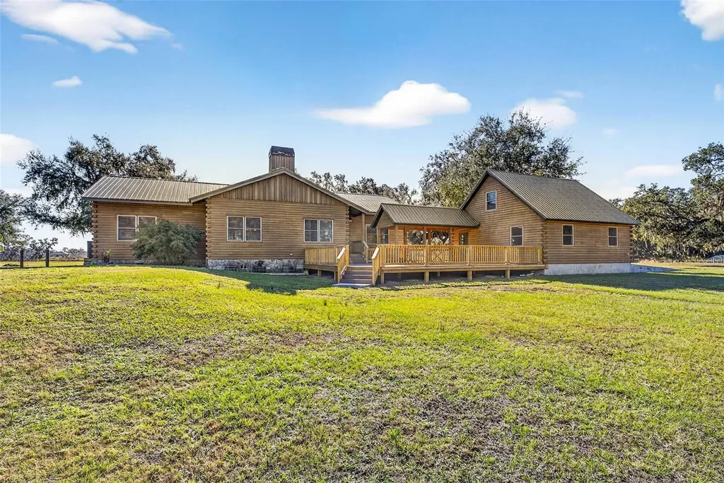 6750 Sutton Oaks Lane Zephyrhills FL 33541