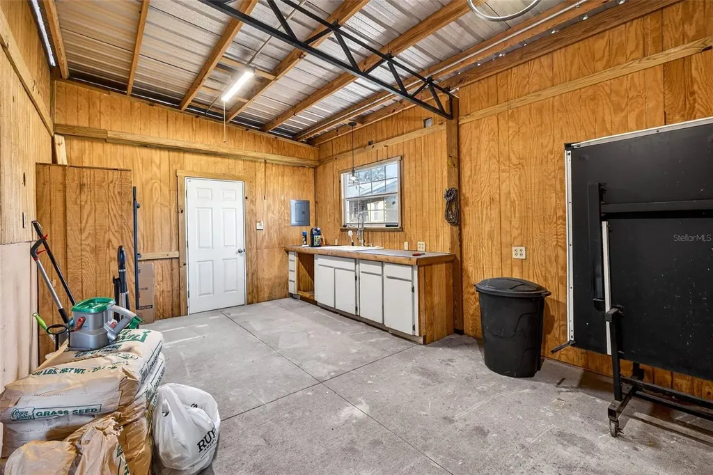 6750 Sutton Oaks Lane Zephyrhills FL 33541