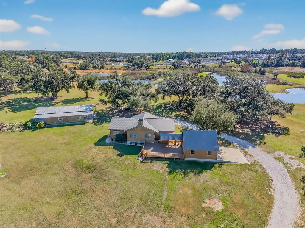 6750 Sutton Oaks Lane Zephyrhills FL 33541