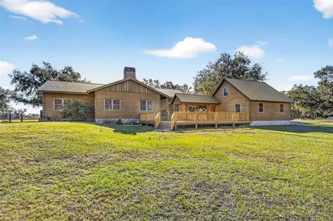 6750 Sutton Oaks Lane Zephyrhills FL 33541