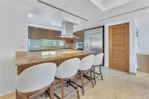 2200 Cacique Street San Juan PR 00913