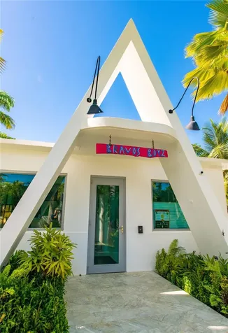 300 Palm Cottages Vieques PR 00765