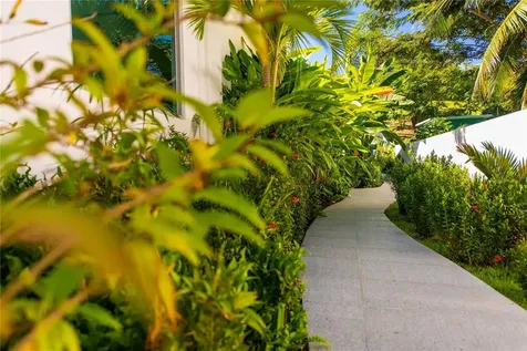 300 Palm Cottages Vieques PR 00765