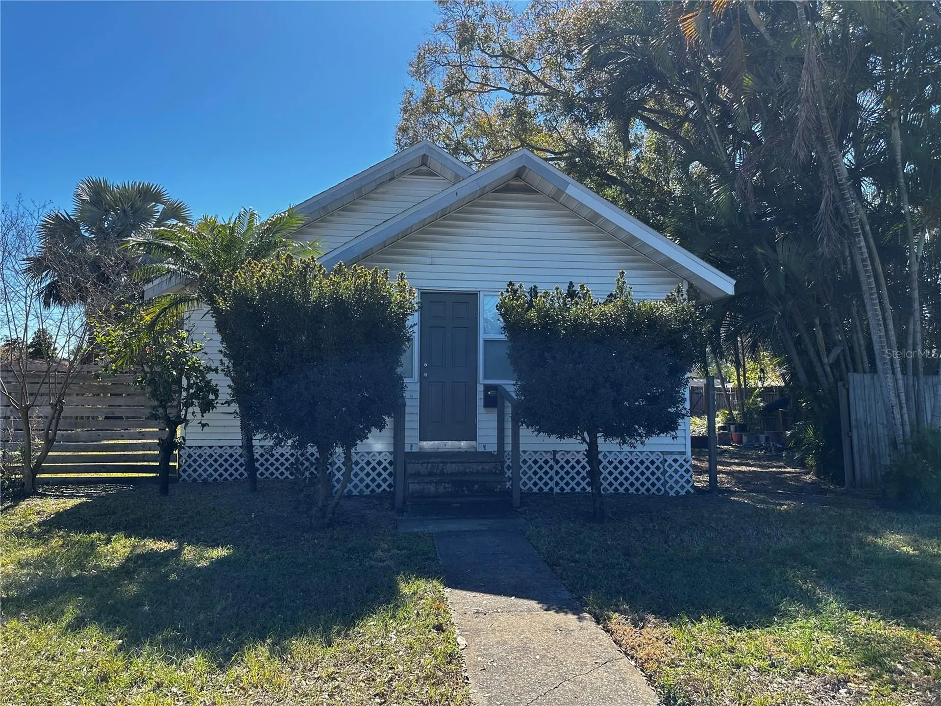 3630 38th Avenue N St Petersburg FL 33713
