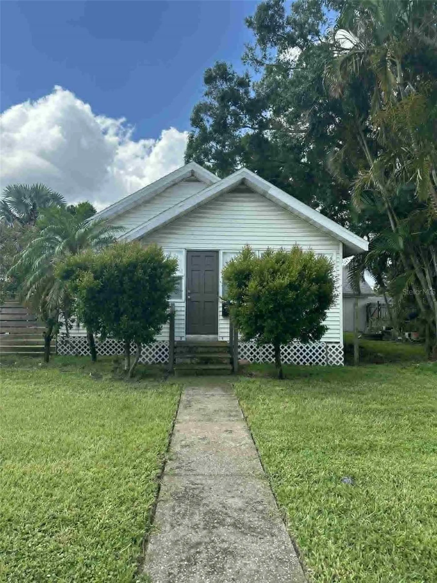 3630 38th Avenue N St Petersburg FL 33713