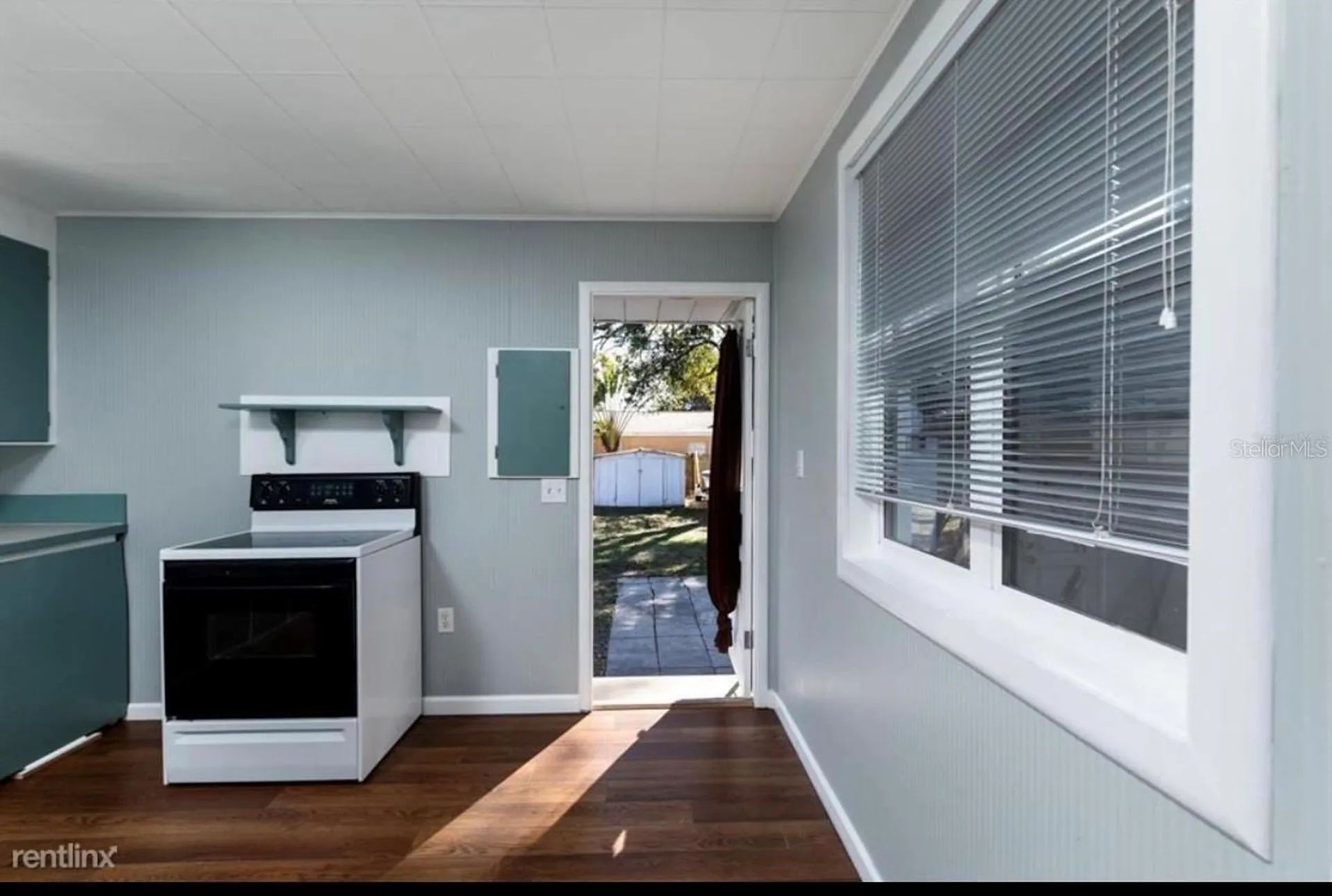 3630 38th Avenue N St Petersburg FL 33713