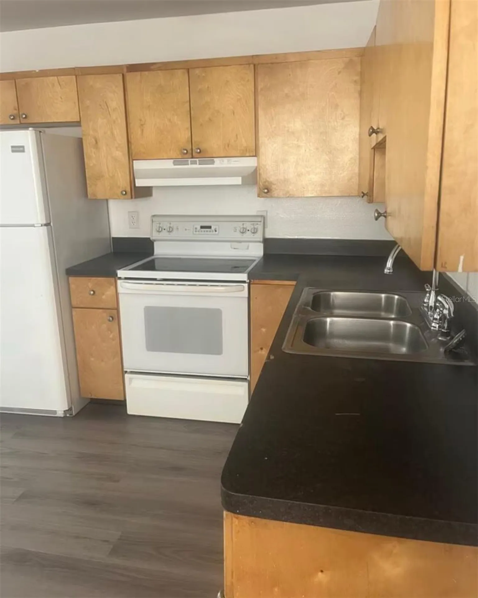 6806 Thomas Circle Tampa FL 33619
