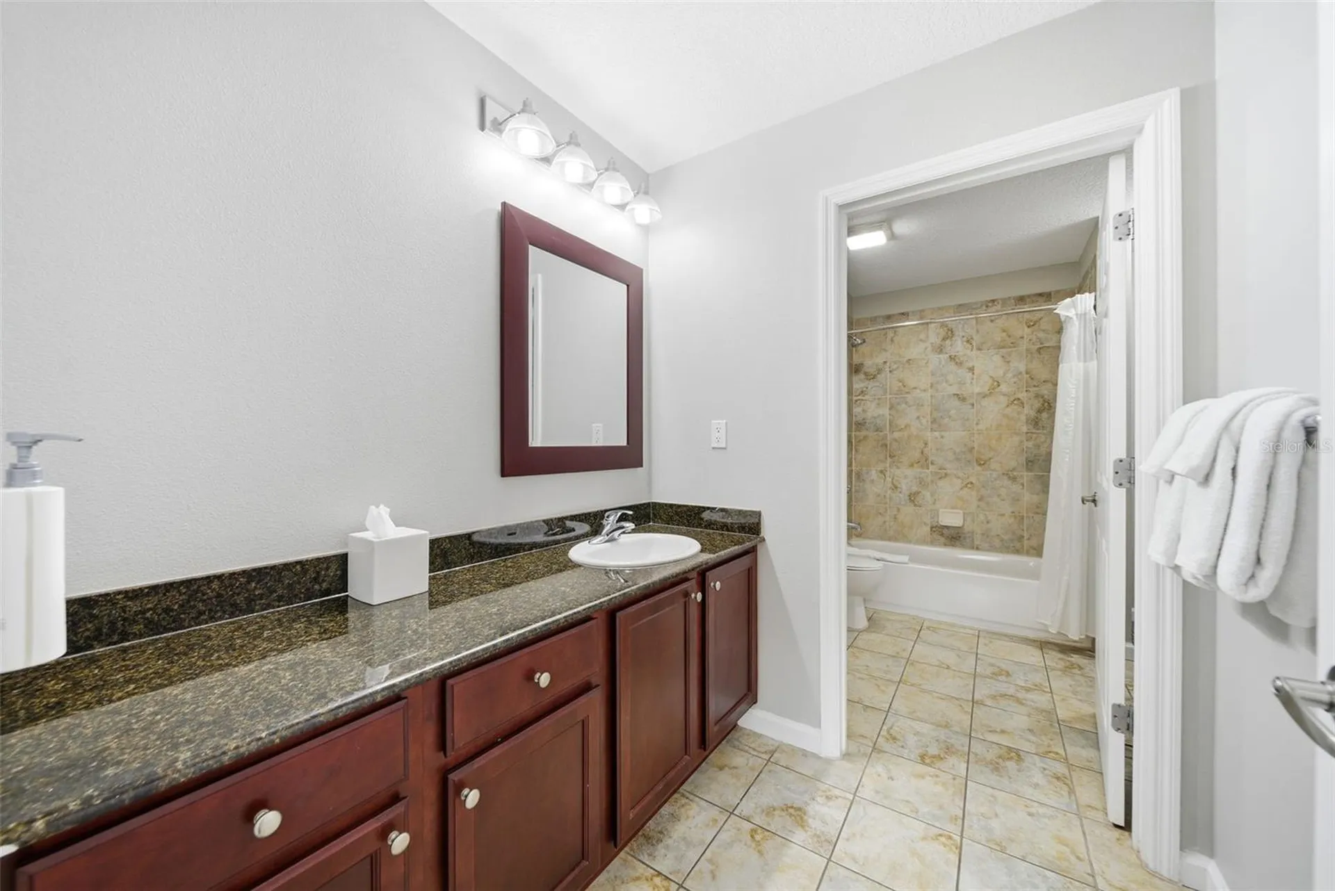 14051 Grove Resort Avenue Winter Garden FL 34787