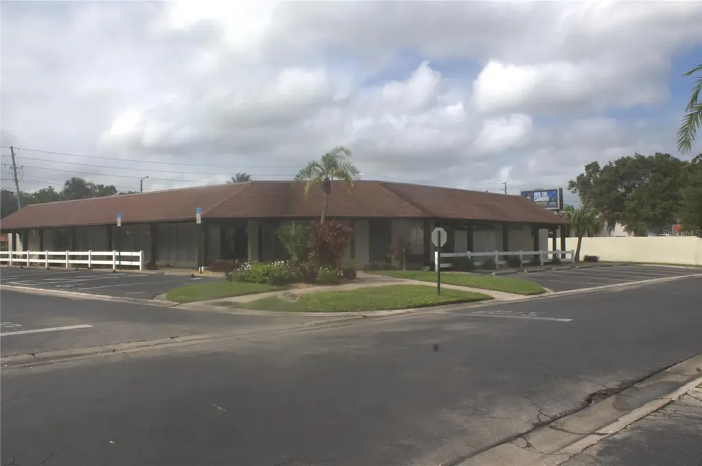 1100 E Bay Drive Largo FL 33770