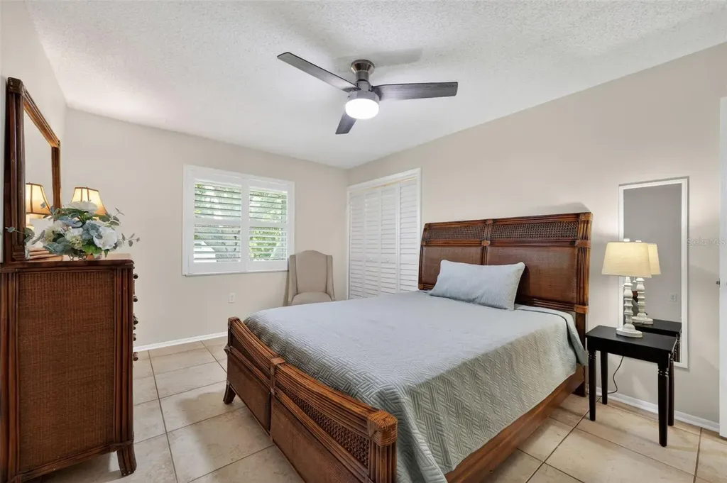 1100 E Bay Drive Largo FL 33770
