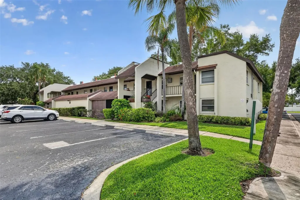 1100 E Bay Drive Largo FL 33770