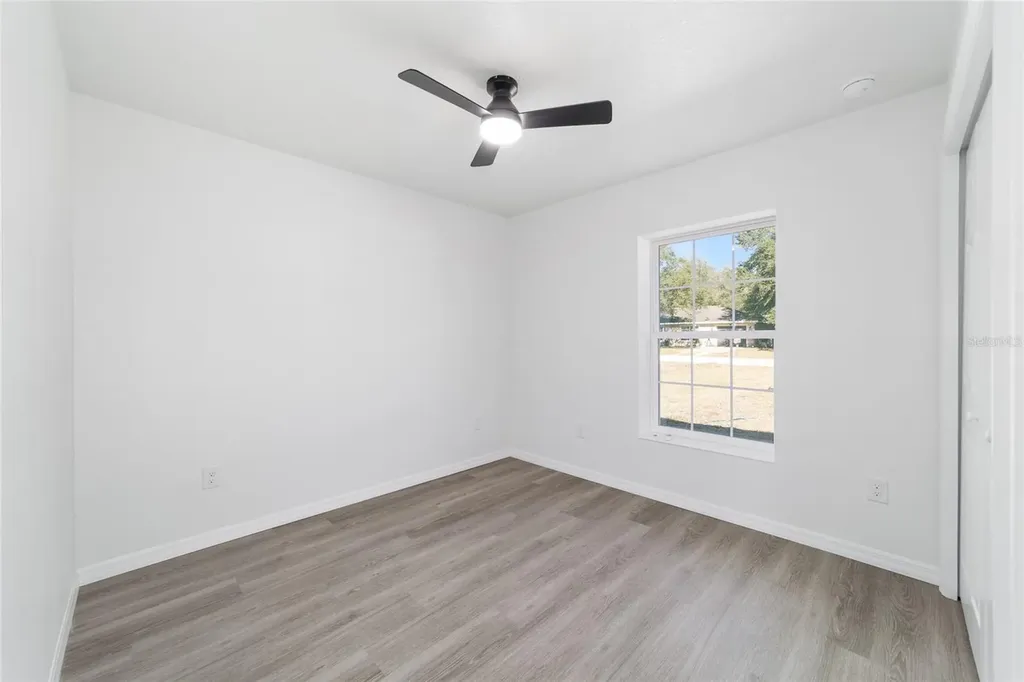 24310 NW Falcon Avenue Dunnellon FL 34431