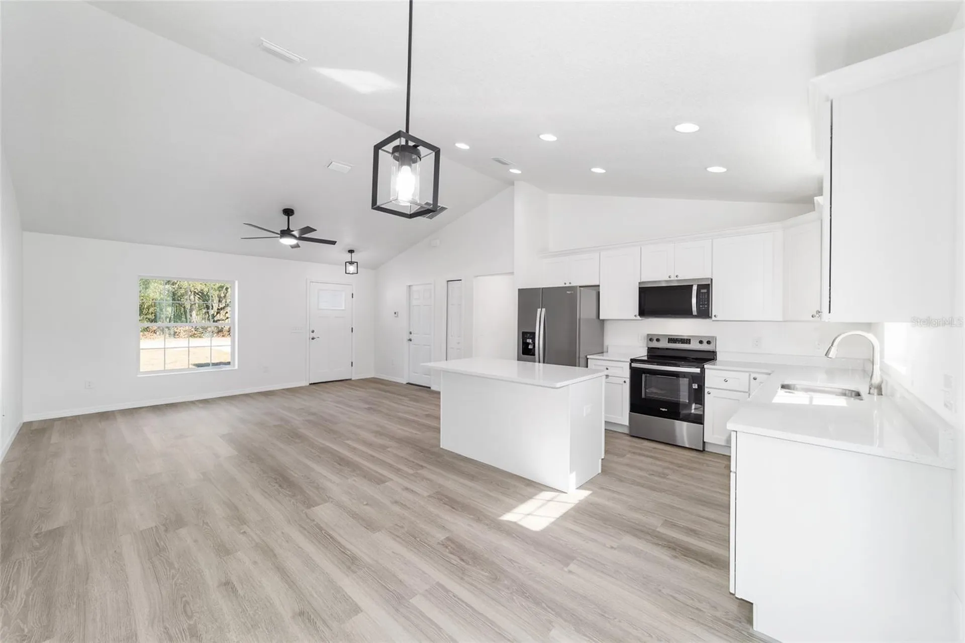 24310 NW Falcon Avenue Dunnellon FL 34431