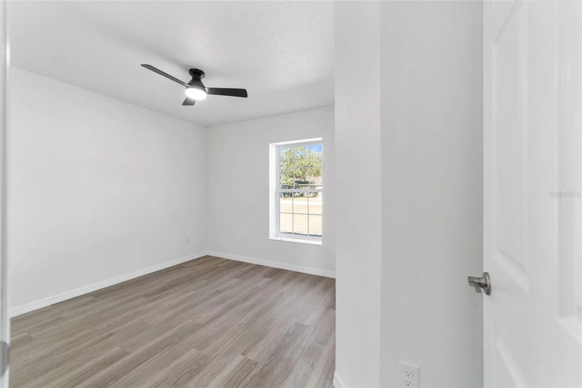24310 NW Falcon Avenue Dunnellon FL 34431