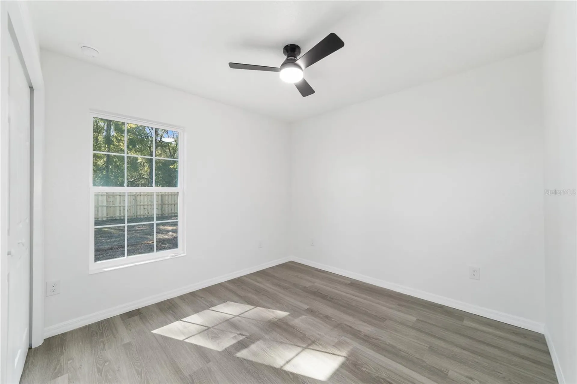24310 NW Falcon Avenue Dunnellon FL 34431