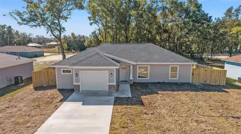 24310 NW Falcon Avenue Dunnellon FL 34431