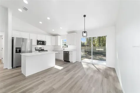 24310 NW Falcon Avenue Dunnellon FL 34431