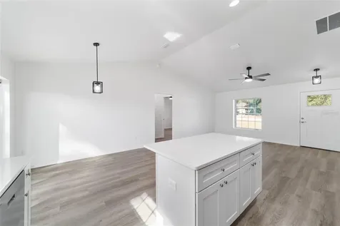24310 NW Falcon Avenue Dunnellon FL 34431