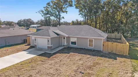 24310 NW Falcon Avenue Dunnellon FL 34431