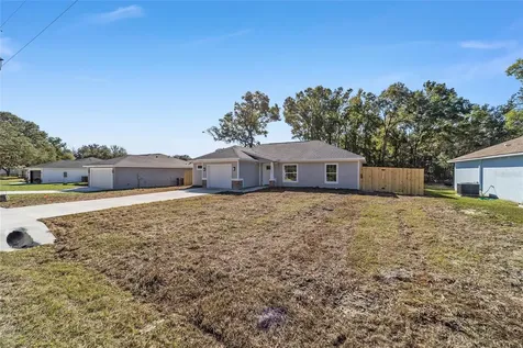 24310 NW Falcon Avenue Dunnellon FL 34431