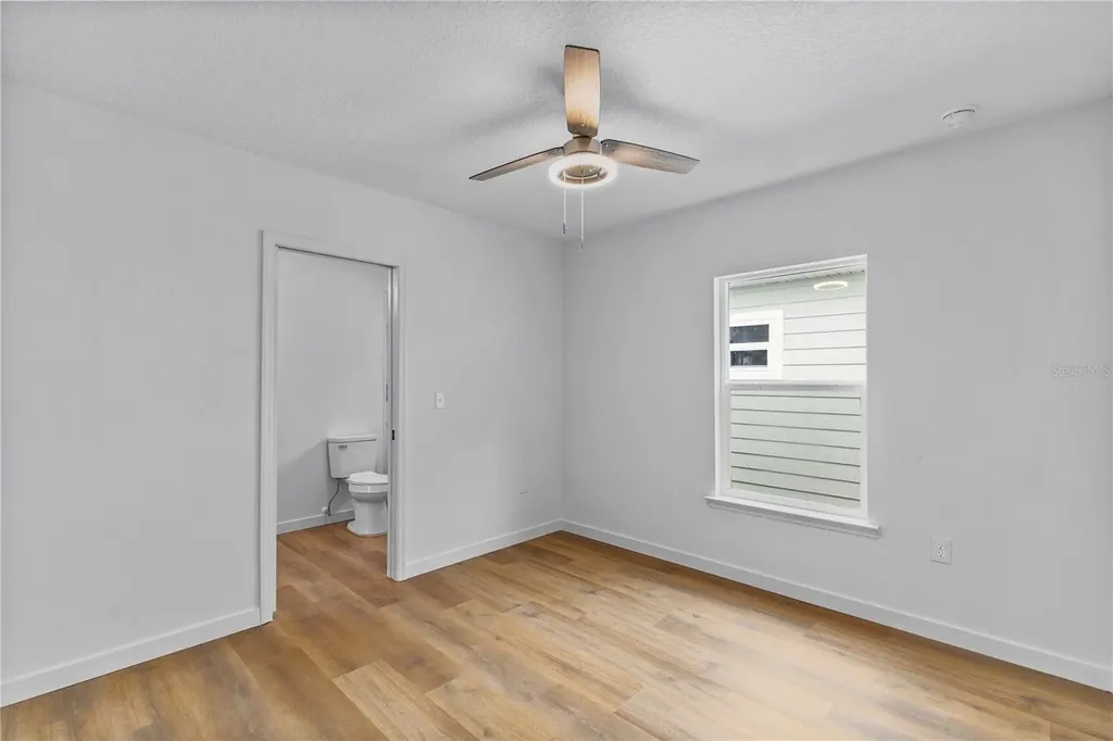 1012 E Hazzard Eustis FL 32726