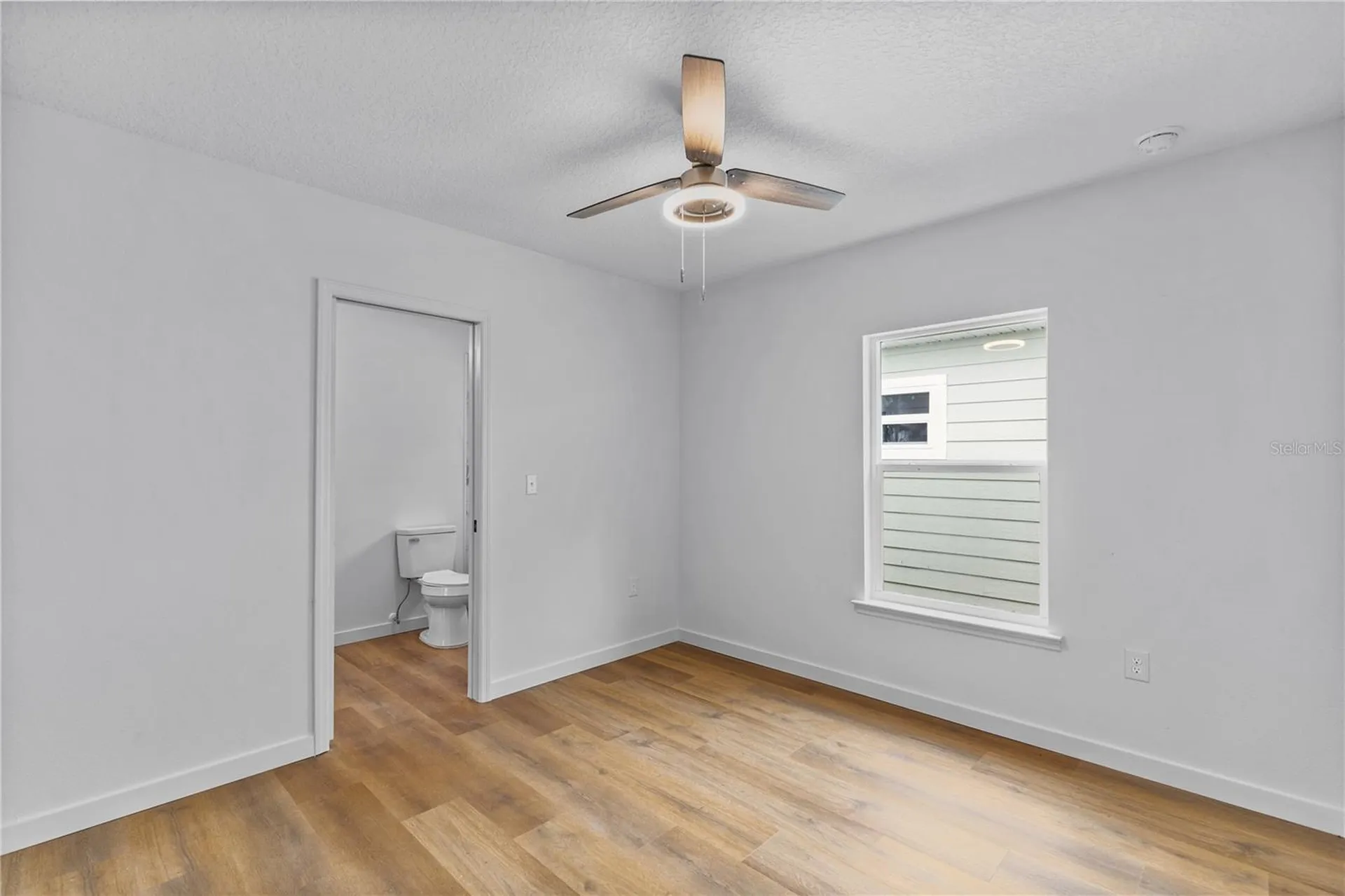1012 E Hazzard Eustis FL 32726