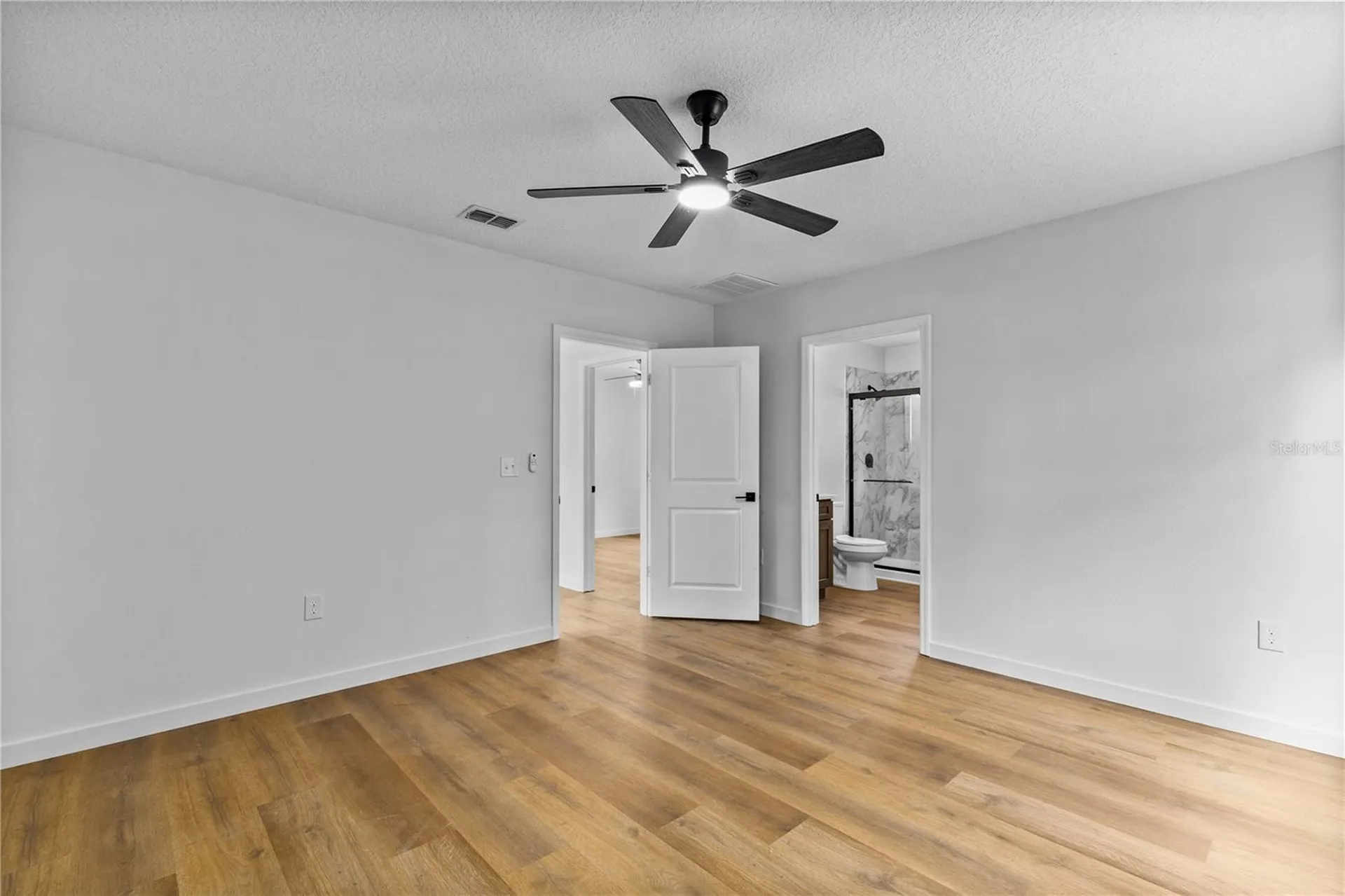 1012 E Hazzard Eustis FL 32726