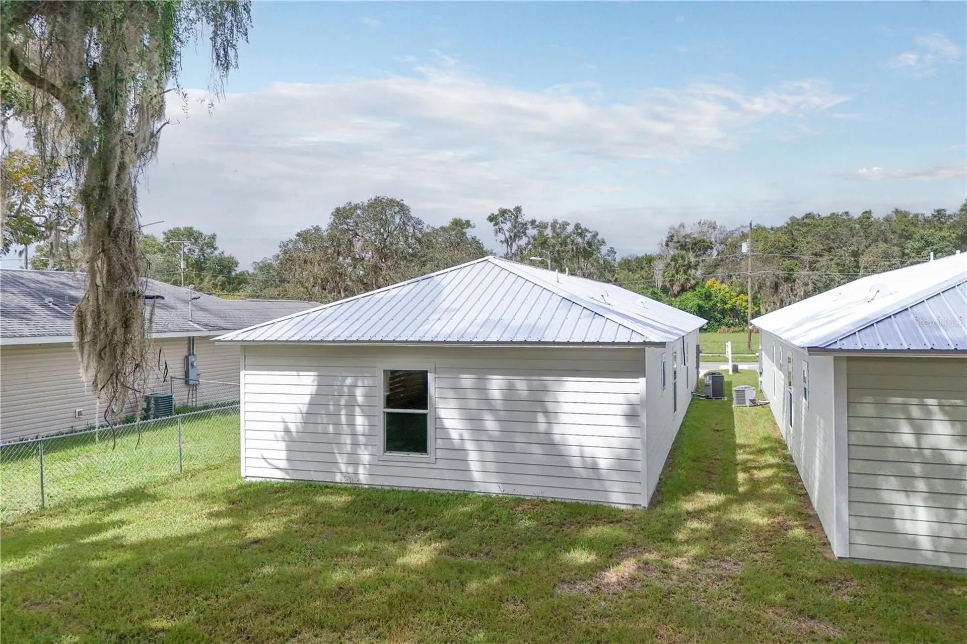 1012 E Hazzard Eustis FL 32726