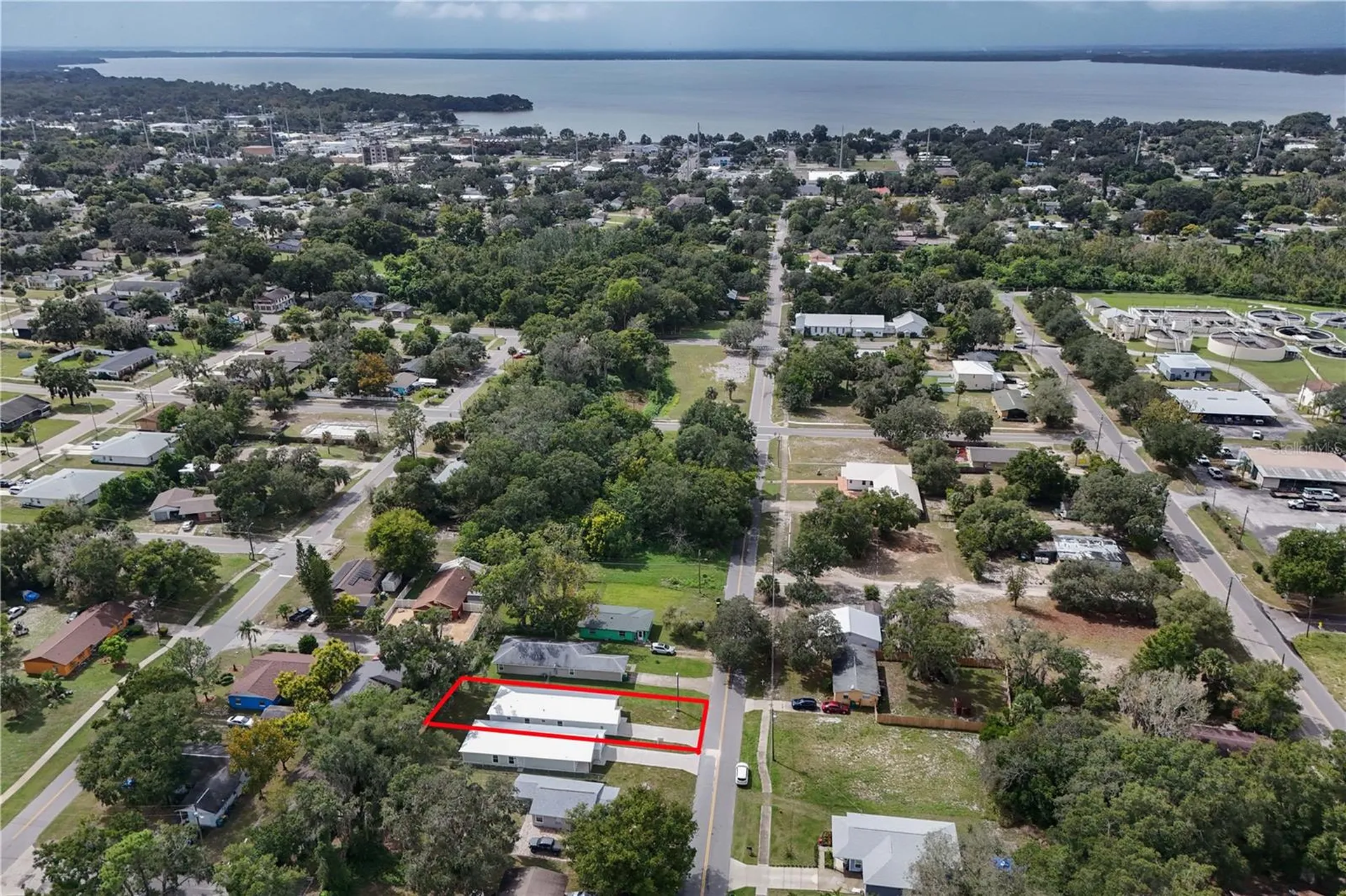 1012 E Hazzard Eustis FL 32726