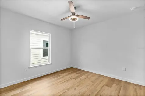 1012 E Hazzard Eustis FL 32726