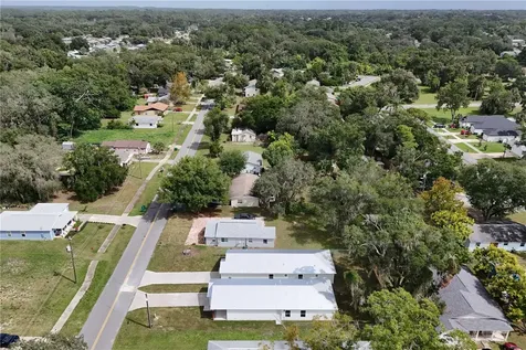 1012 E Hazzard Eustis FL 32726