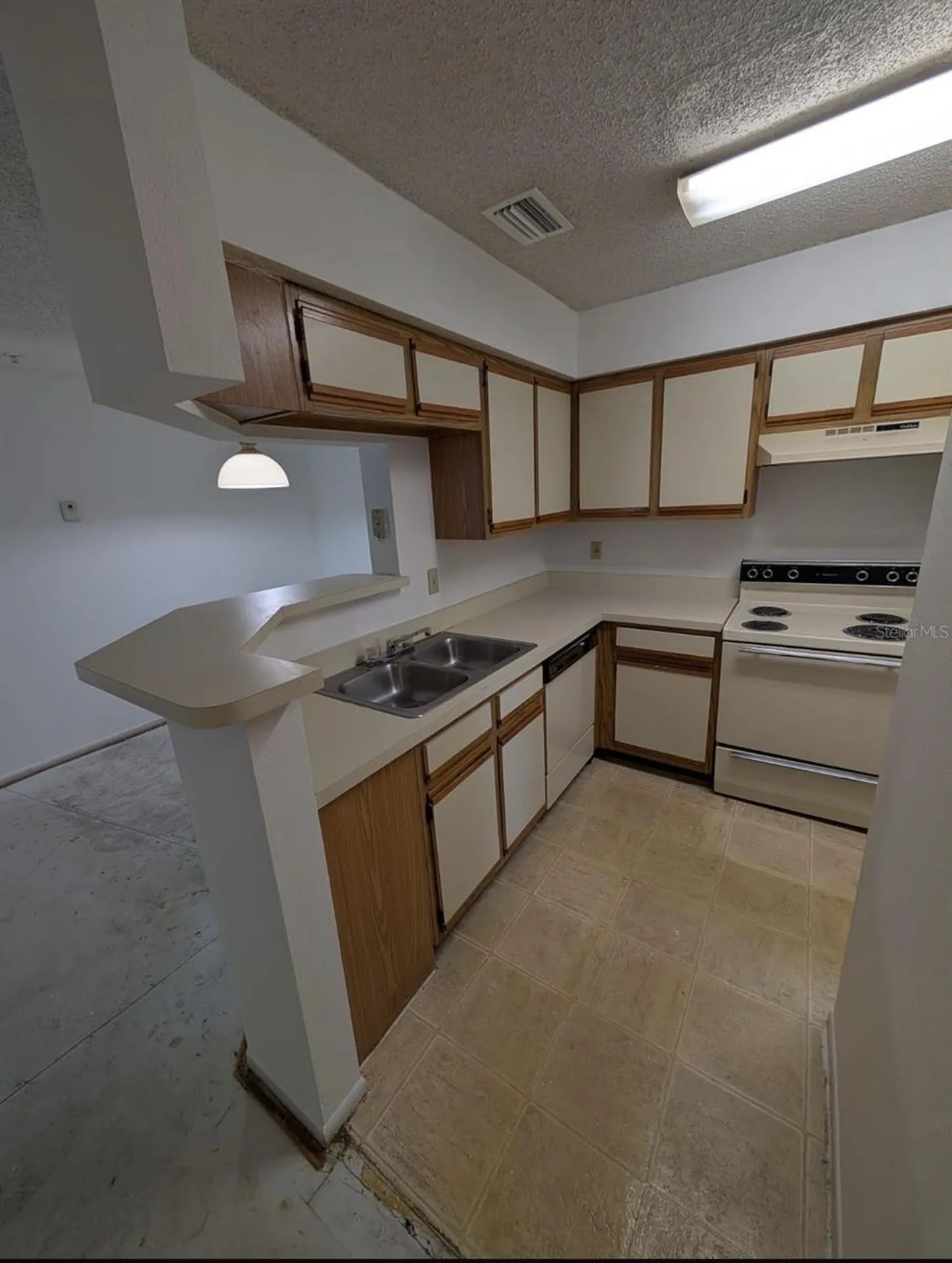 199 Afton Square Altamonte Springs FL 32714