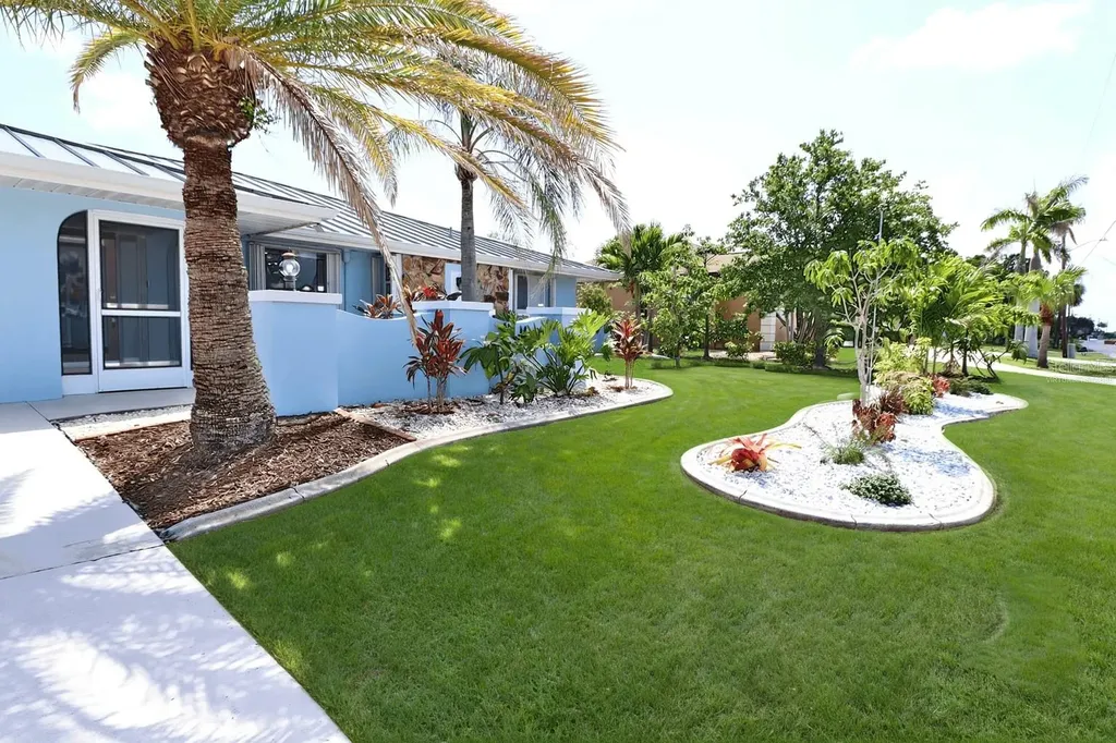 107 Sinclair Street SE Port Charlotte FL 33952